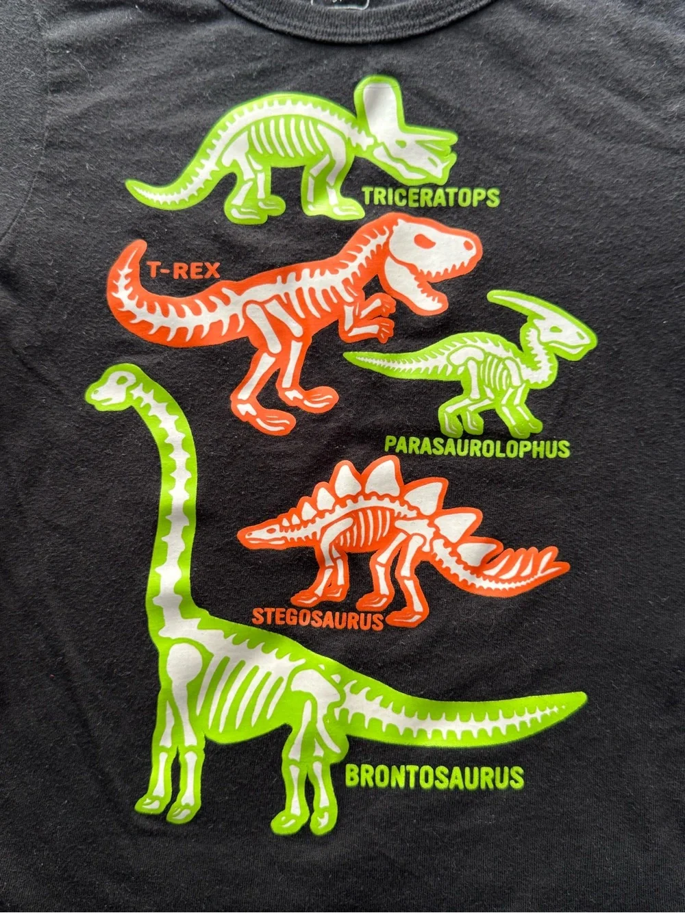 The Children’s Place Dinosaur Skeleton Graphic T-Shirt 3T Black Tee